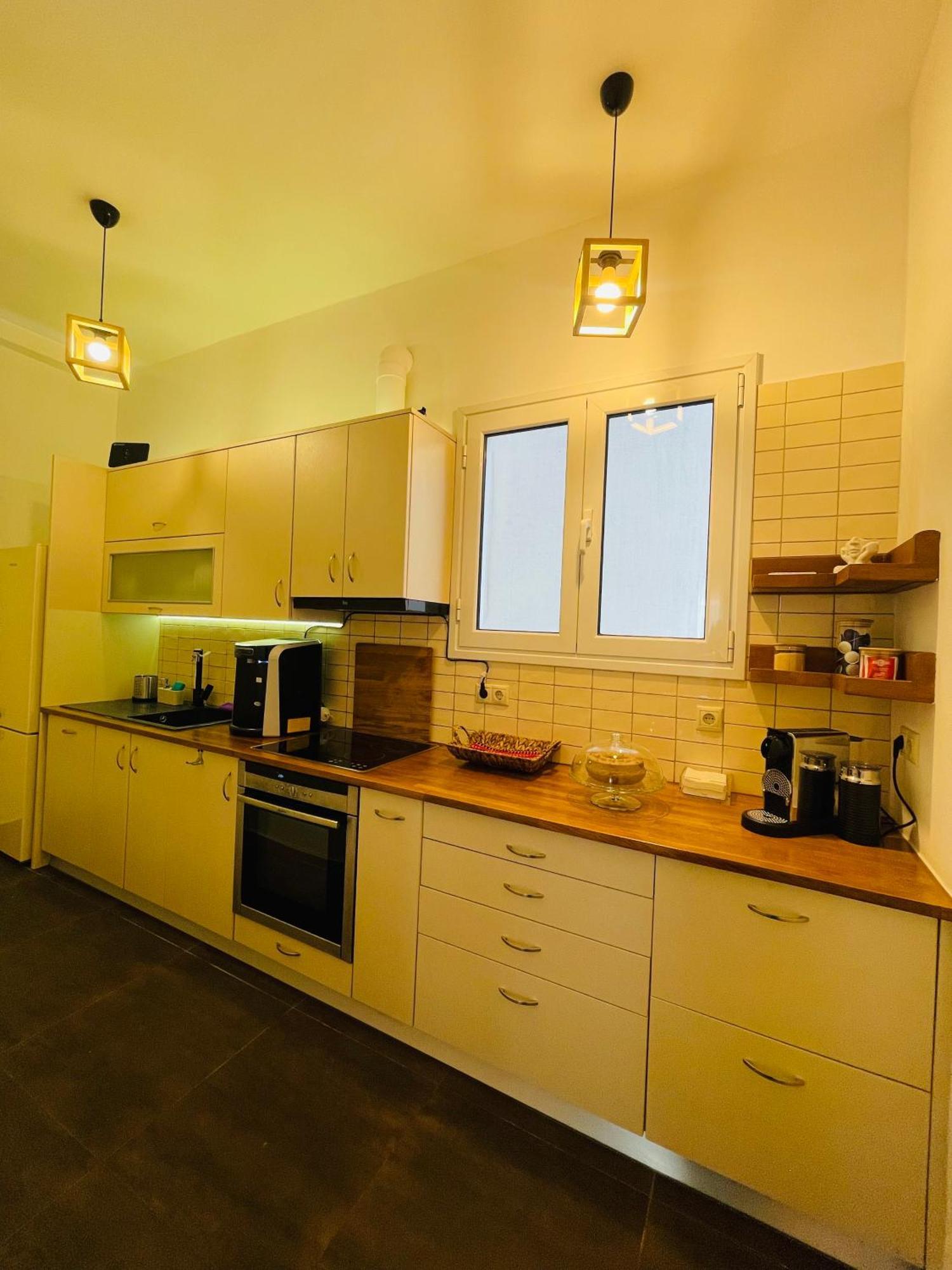 Overview Boutique Apartment Athens Ngoại thất bức ảnh