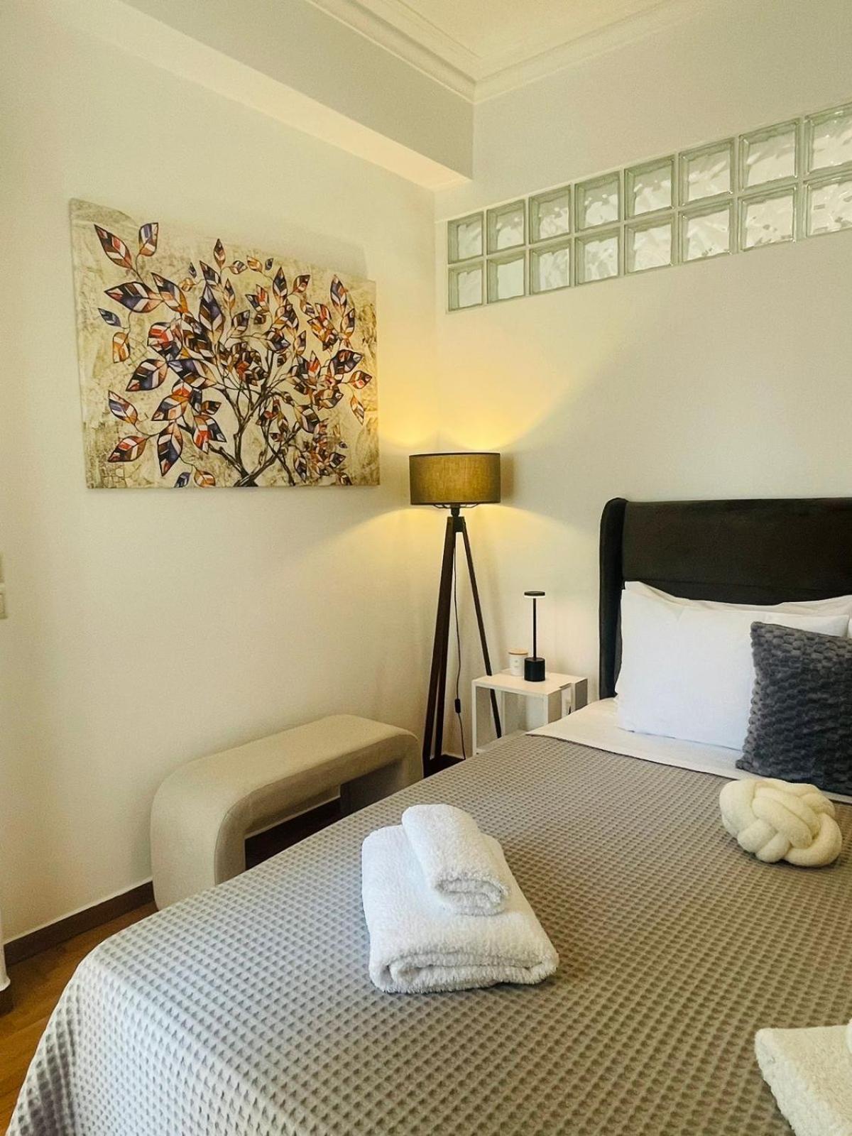 Overview Boutique Apartment Athens Ngoại thất bức ảnh